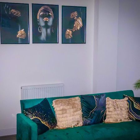 Royal Rooms At Coop Live Etihad, Sports City Manchester Eksteriør bilde